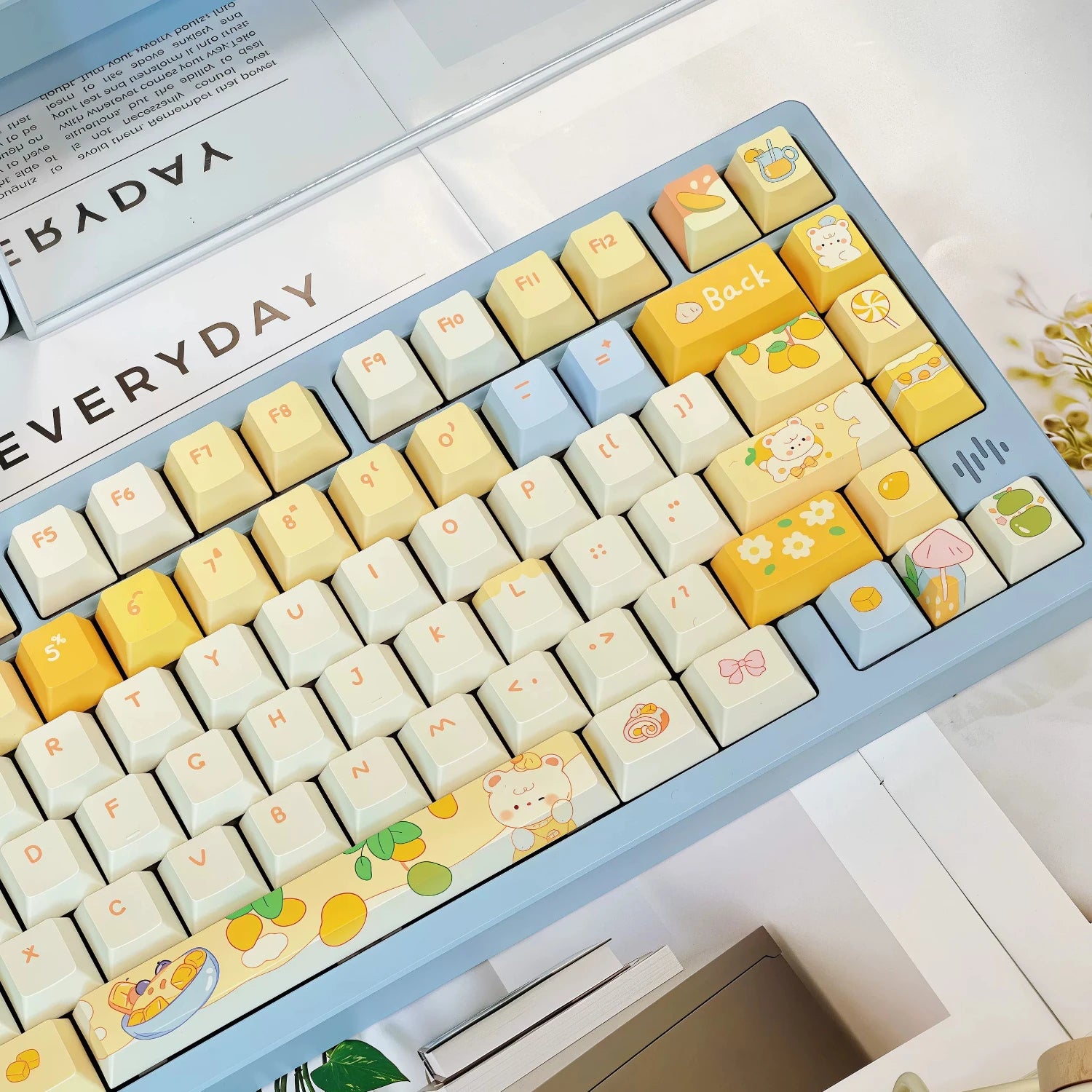Orange Yellow Kawaii Fruit Bear Keycaps Cherry/Foa Profile PBT Custom Cute Mango Yogurt Keycap for Mechanical Keyboard