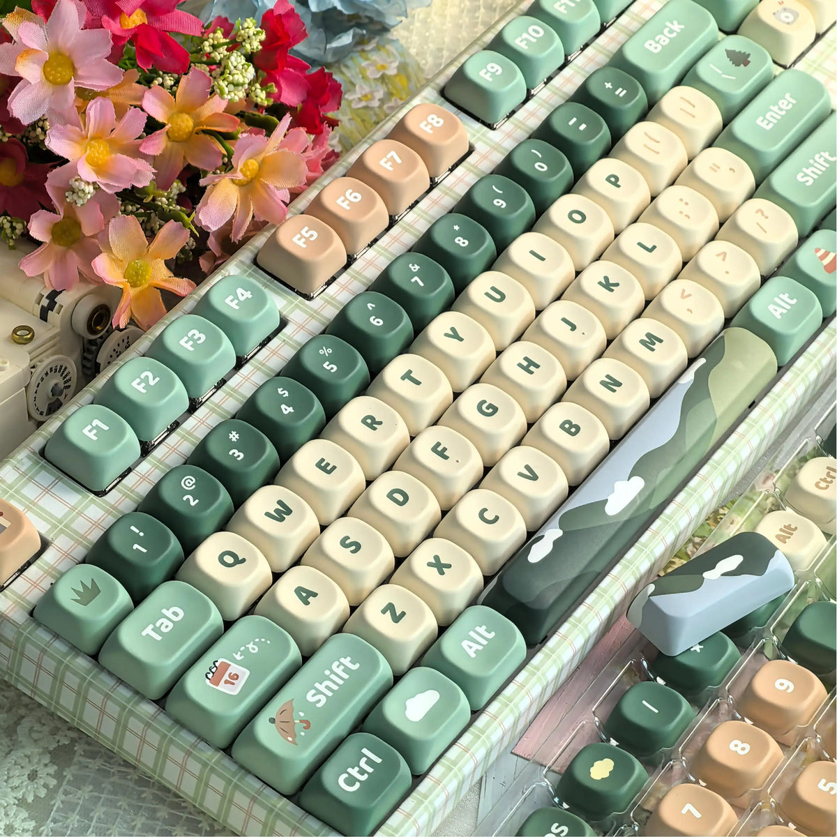 Trailhead Keycap Set, 124-piece green PBT keycaps, MOA profile