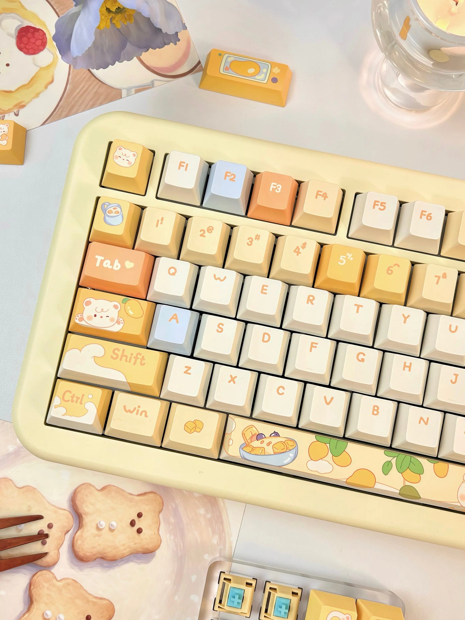Mango Yogurt Bear Keycap Set - PBT